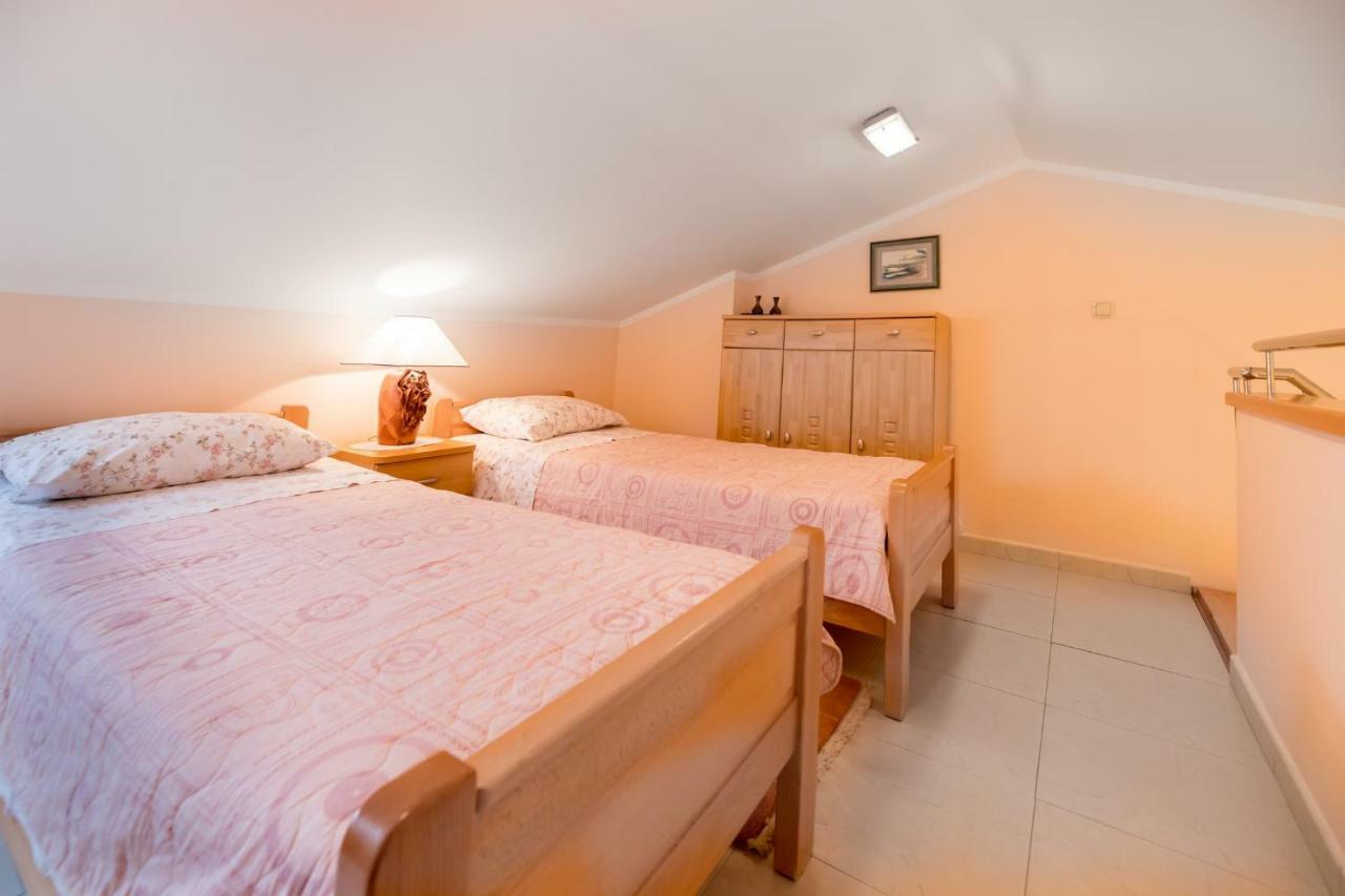Splendido Apartment Baska  Bagian luar foto